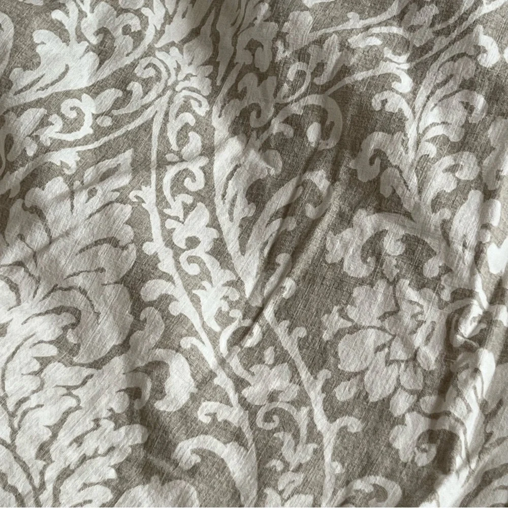 Nicole Miller Elegant Damask Duvet Cover in Beige and White Organic Cotton Full